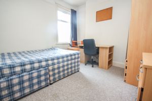 Photo 21- click for photo gallery